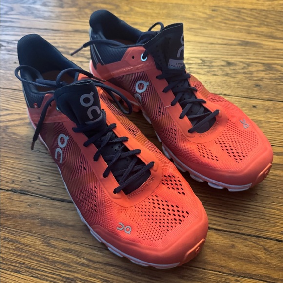 On Cloudflow Athletic Shoes Womens Size W10 Red Blue Mesh Running Outdoor Gym - Picture 2 of 13